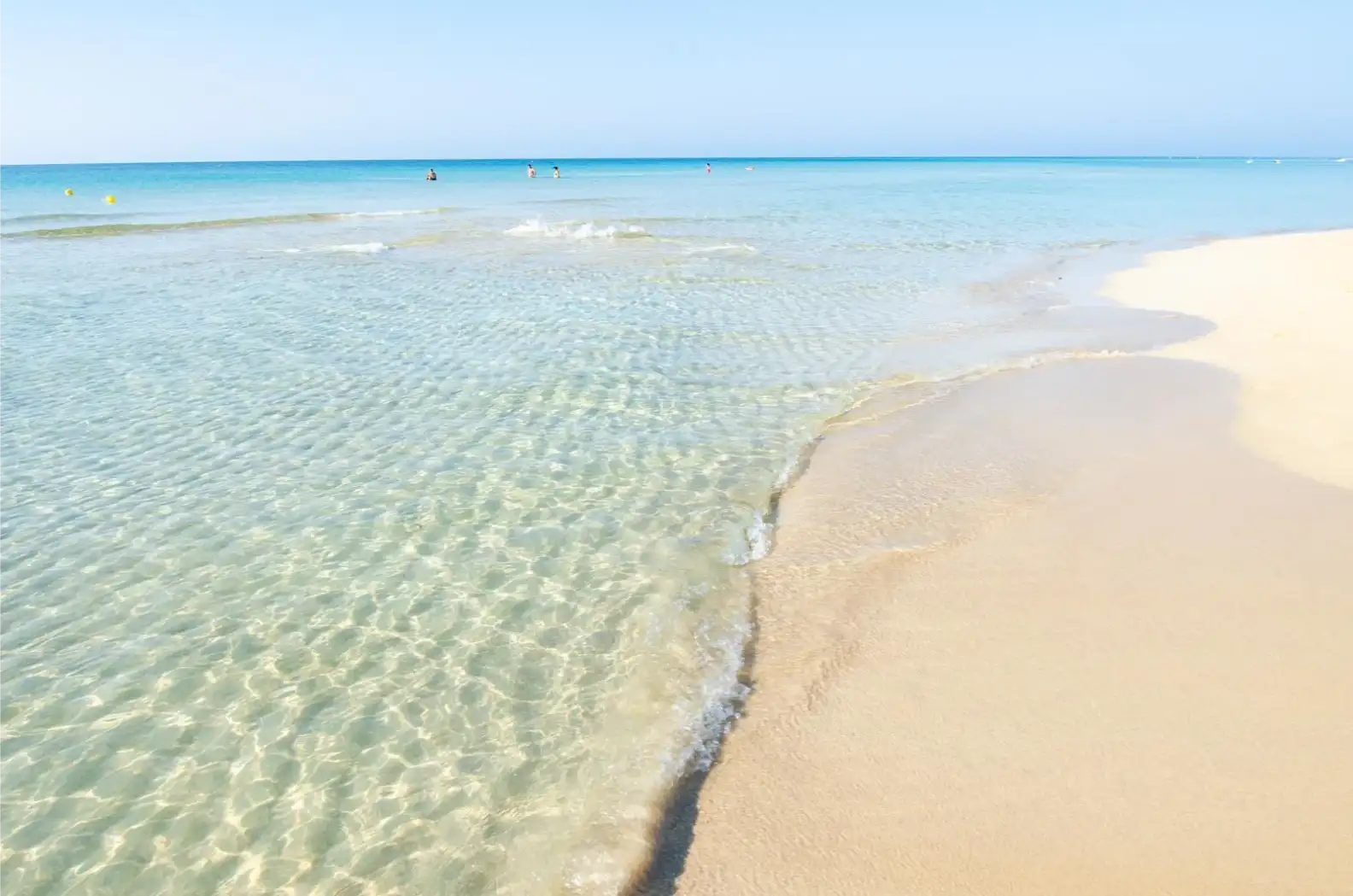 Marina di Pescoluse Salento: Spiagge Caraibiche e Guida 2025