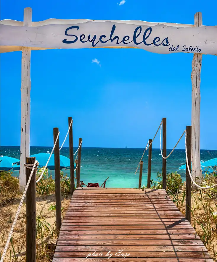 Seychelles vs Seychelles du Salento : comparaison réelle des coûts, de la mer et du style de voyage